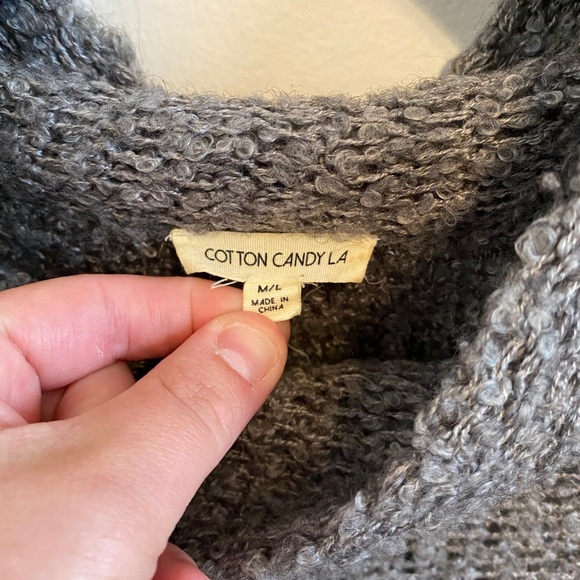 Cotton candy LA sweater! - Picture 3 of 4